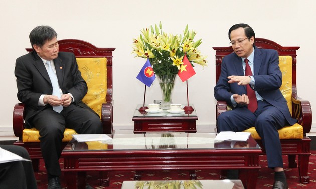 东盟秘书长高度评价越南为社会文化支柱内容做的准备