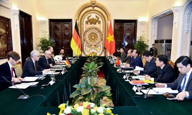越德战略协调组第5次会议举行
