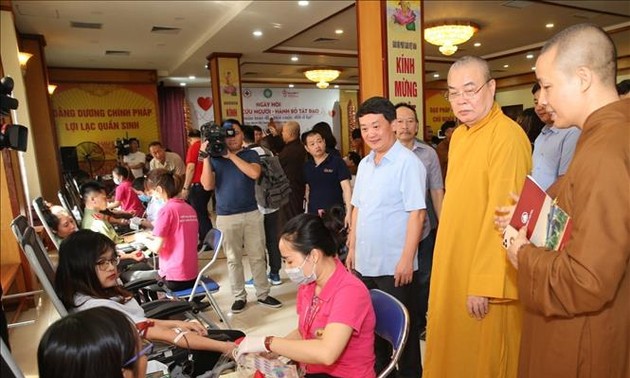 越南积极响应世界献血者日
