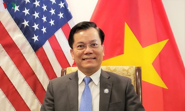 越南驻美大使馆正努力维护在美越南留学生的合法权利