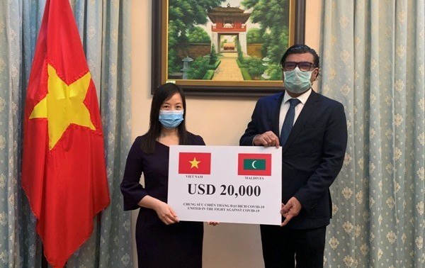 越南政府向马尔代夫政府和人民捐赠防疫资金