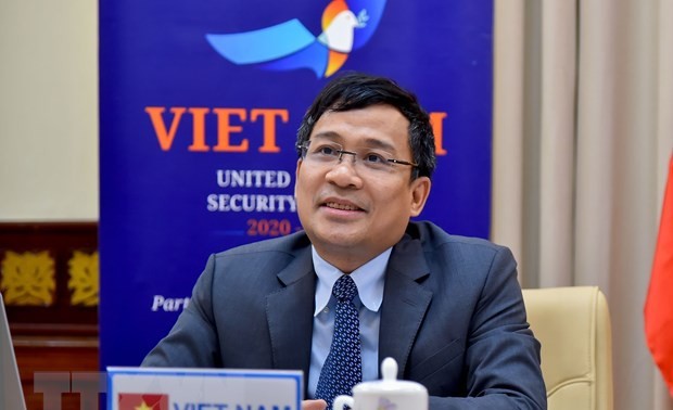 越南努力建立和完善法律、经济、金融体系以减少资助恐怖主义的风险