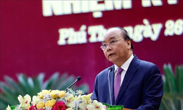 阮春福总理出席越共富寿省第十九届代表大会