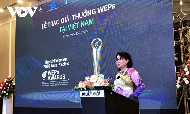 九家越南企业荣获2020年度联合国妇女署赋权予妇女原则越南区域奖