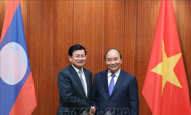 老挝总理访问越南，并共同主持召开越老政府间联合委员会第43次会议