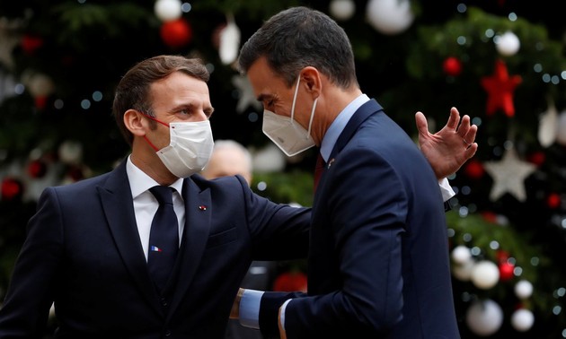 法国总统马克龙感染新冠病毒     其他国家元首要隔离
