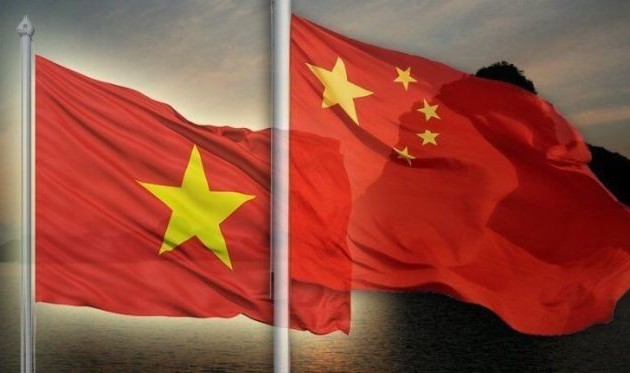 发展越南—中国友好合作关系，造福两国人民