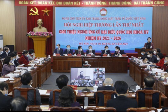 越南祖国阵线举行第一轮协商会议   介绍第十五届国会代表候选人