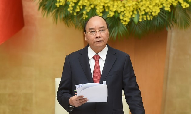 越南政府总理阮春福强调所有人都能获得疫苗接种