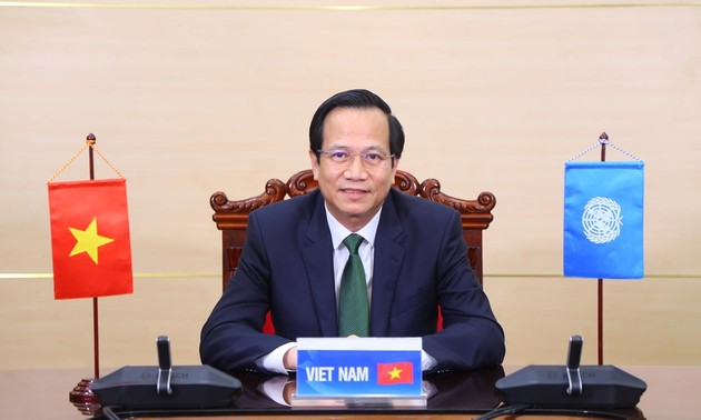 越南承诺优先实现性别平等目标