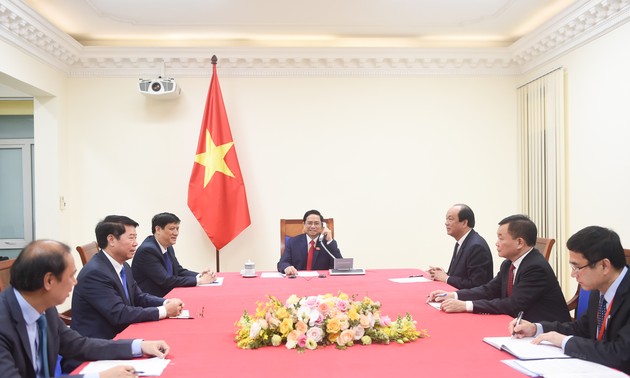 越南新任政府总理范明正与老挝总理、柬埔寨首相通电话
