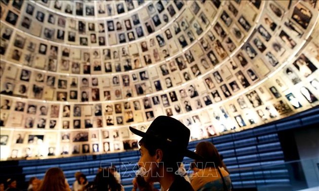 以色列举行犹太人大屠杀纪念日悼念活动