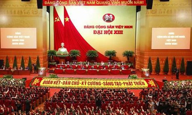 越南政府颁布落实越共十三大决议的行动计划