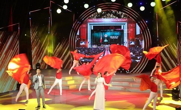 “江山节日”特别艺术晚会在胡志明市举行