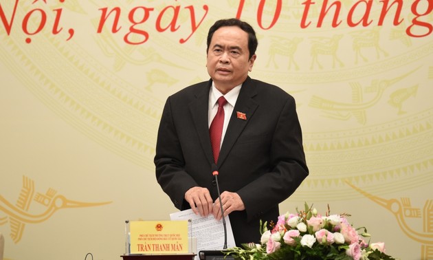 公布越南第十五届国会当选代表名单