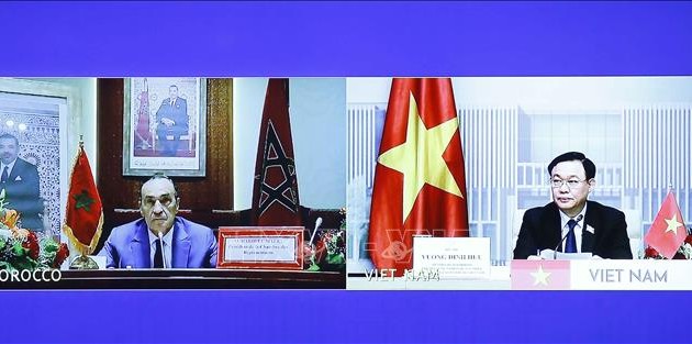越南国会主席王庭惠与摩洛哥众议院议长哈比博·马勒克举行视频会谈