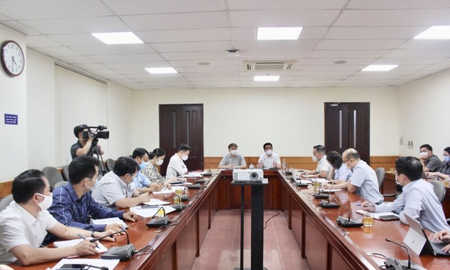 胡志明市及南部各省商品供应指导委员会成立