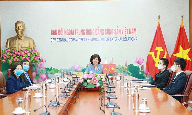 越南共产党代表团出席第36届亚洲政党国际会议常委会会议