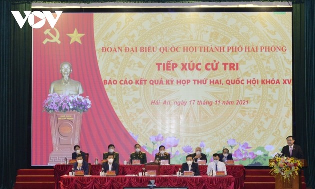 越南国会主席王庭惠：国会会期缩短但依然确保质量和效果