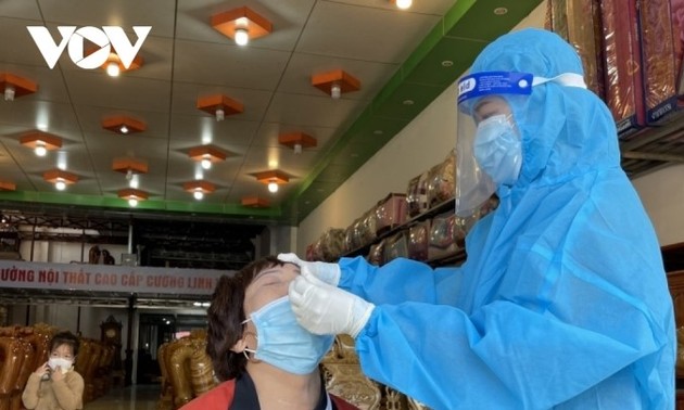 越南15日有11.1万多例新冠肺炎病例治愈出院