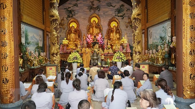 缅怀在鬼鹿角礁牺牲的64名战士的超度仪式在老挝举行
