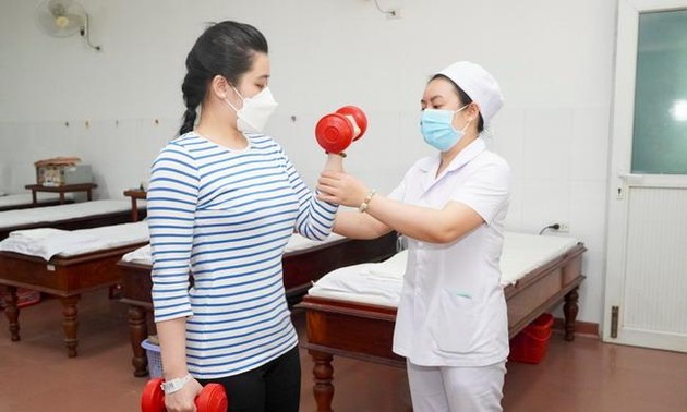 越南近950万新冠肺炎确诊病例治愈出院
