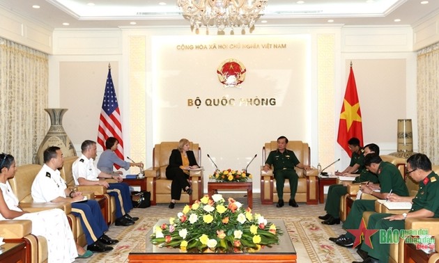  美国继续与越南合作支持越南克服战争后果