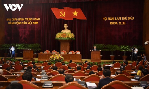 越共第十三届委员会第六次全体会议闭幕会发表新闻公报