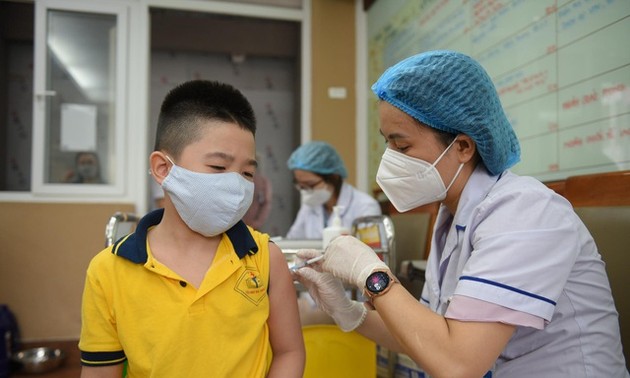越南10月26日有400名新冠肺炎患者治愈出院
