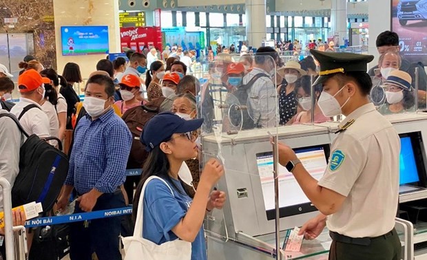 越南国内民航旅客人数猛增