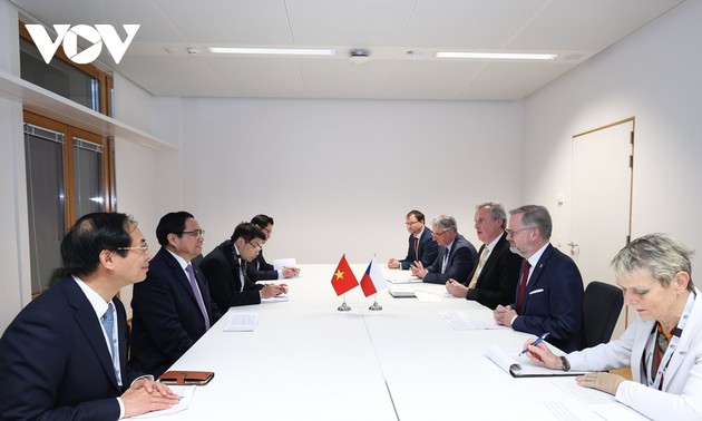 越南政府总理范明政会见欧洲各国及伙伴方领导人