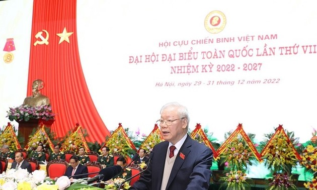 第七届越南退伍军人协会全国代表大会隆重开幕