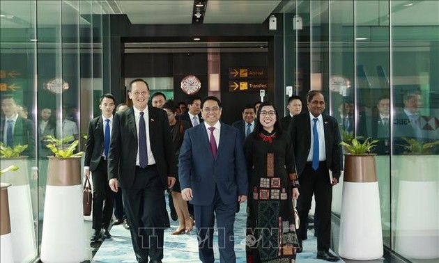 ​ 越南政府总理范明政圆满结束对新加坡和文莱的正式访问