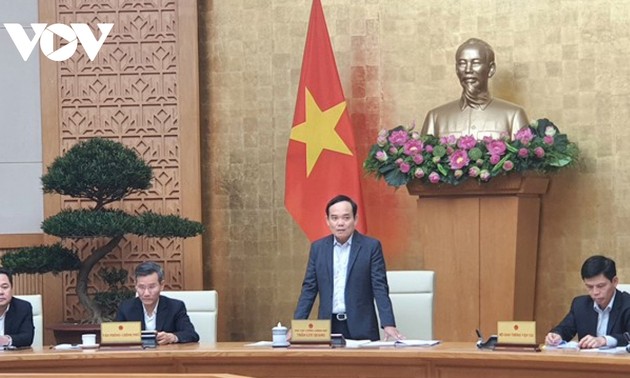 越南政府副总理陈刘光：确保航空绝对安全是头等任务