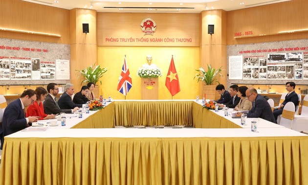 ​越南大力支持英国加入《全面与进步跨太平洋伙伴关系协定》