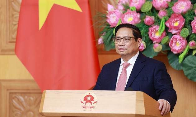 越南政府总理范明政：越南驻外代表机构首席代表要集中开展经济外交工作、助力国家发展