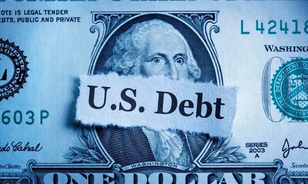 公共债务危机威胁美国经济并影响全球经济
