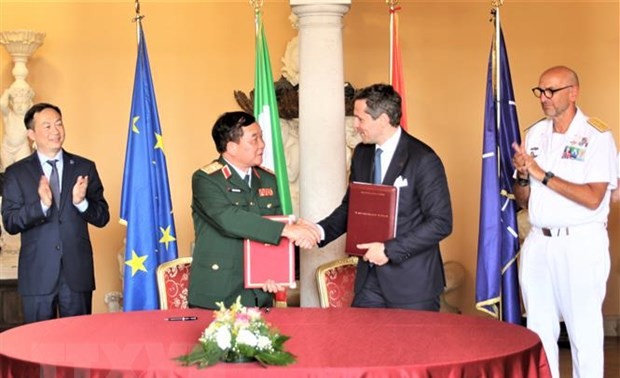 第4次越意防务政策对话在意大利举行