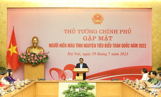 越南政府总理范明政：无偿献血是每个人的责任、义务，更是发自内心的命令