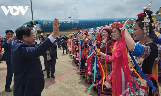 越南政府总理范明政圆满结束出席第20届东盟-中国博览会及东盟-中国商务与投资峰会行程，离开中国