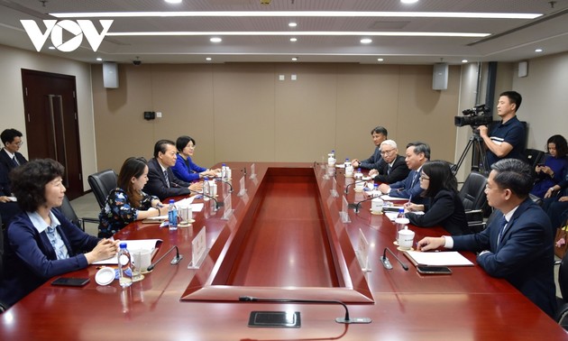 河内代表团对北京进行工作访问