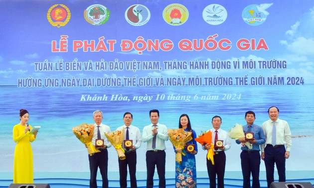 越南海洋岛屿周启动仪式在庆和芽庄举行