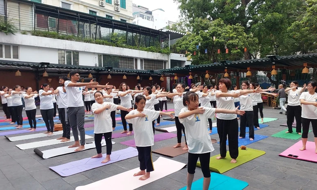 约40省市响应2024年国际瑜伽日
