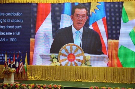 Pembukaan Konferensi  ke-45 Menlu ASEAN  di Kamboja