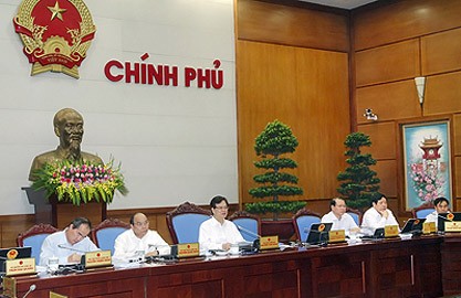 Pemerintah memberlakukan Resolusi sidang periodik pemerintah bulan Juli 2012