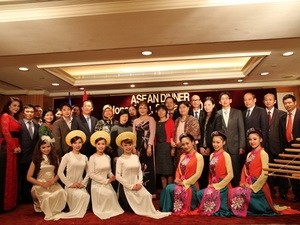 Temu pertukaran negara-negara ASEAN di Hong Kong (Tiongkok)