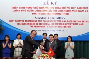 Upacara penanda-tanganan Perjanjian dan Surat Pertukaran antara Vietnam dengan PCA