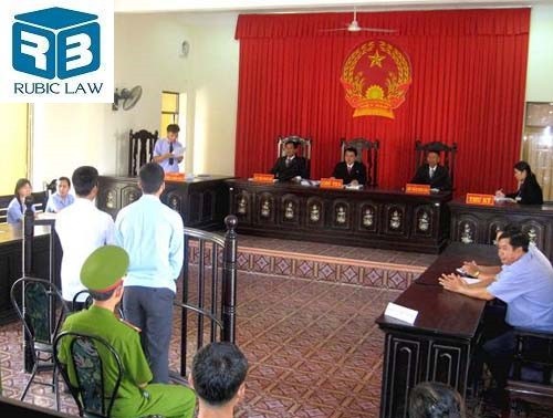 Meningkatkan tanggung jawab pengacara terhadap aktivitas bantuan hukum
