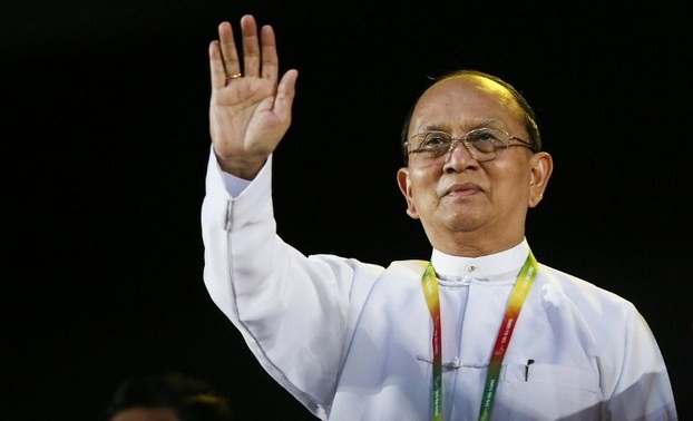 Parlemen Myanmar mengesahkan rekomendasi dari para politisi untuk berbahas tentang amandemen  UUD