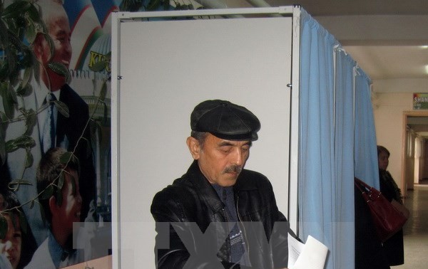 Uzbekistan mengadakan pemilu Parlemen